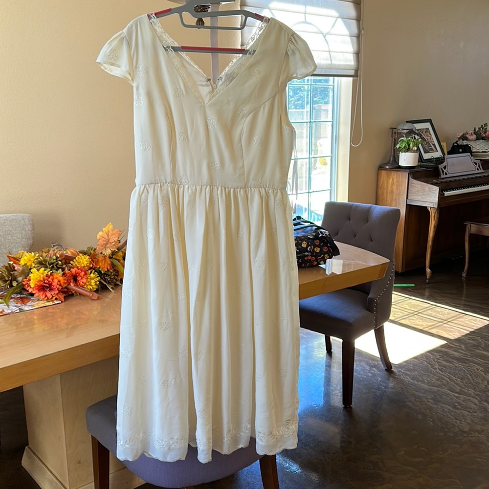 ModCloth cream dress with lace